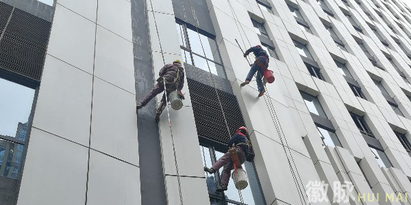 你知道高空外墙清洗“蜘蛛人”吗？